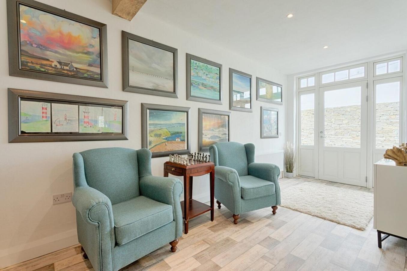 Holland House No3 Holiday home Clarecastle