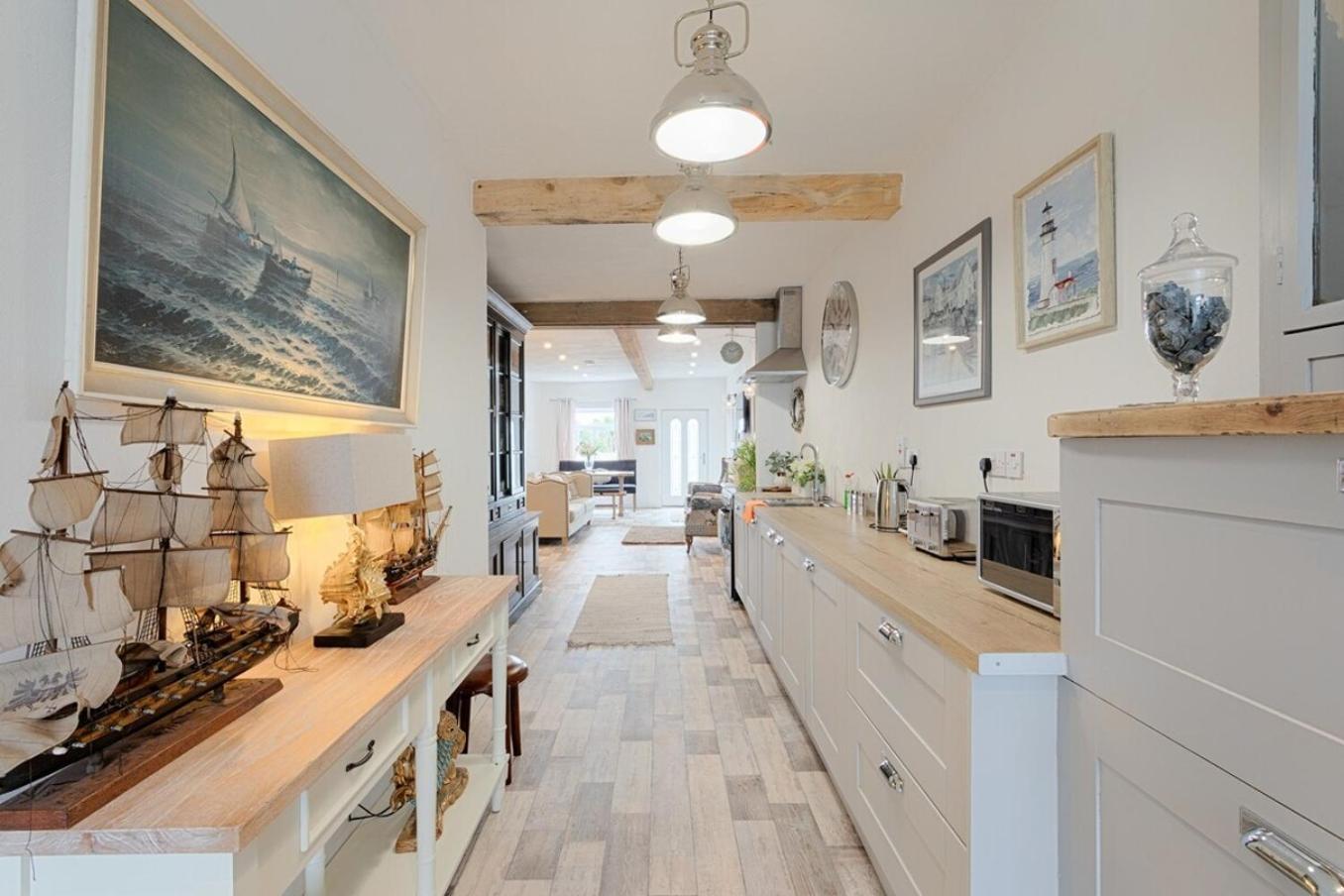 Holiday home Holland House No3 Clarecastle