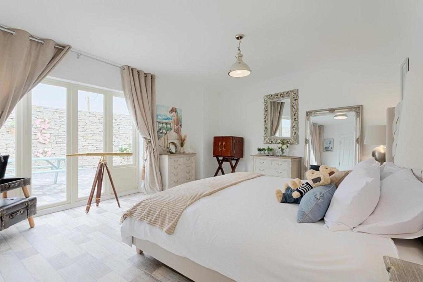Holland House No3 * Clarecastle
